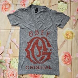 Obey tshirt